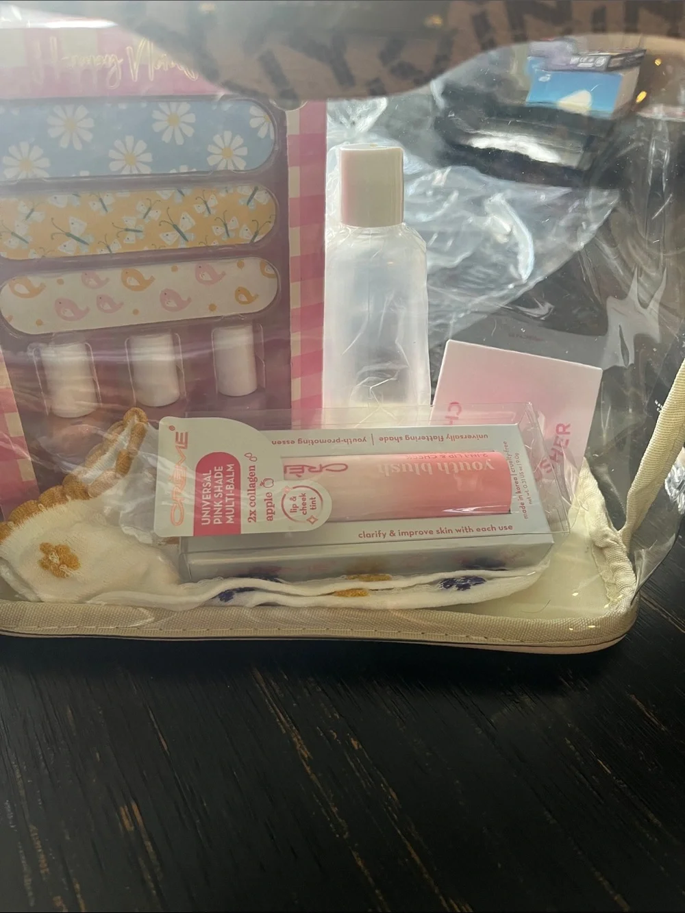 Jones NY Clear Cosmetic Travel Bag with Beige Trim w/extras